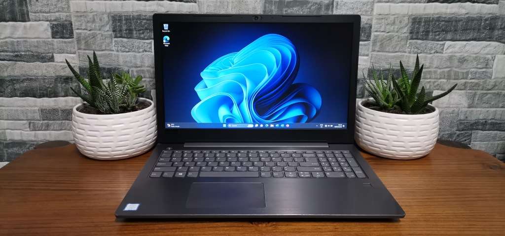 i5 8250 8 CPUs_12GB Ram_1256GB (SSD+HDD)_FHD 1920x1080_Windows 11