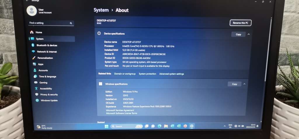 i5 8250 8 CPUs_12GB Ram_1256GB (SSD+HDD)_FHD 1920x1080_Windows 11