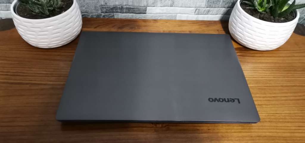 i5 8250 8 CPUs_12GB Ram_1256GB (SSD+HDD)_FHD 1920x1080_Windows 11