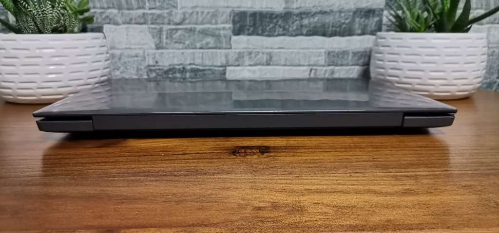 i5 8250 8 CPUs_12GB Ram_1256GB (SSD+HDD)_FHD 1920x1080_Windows 11