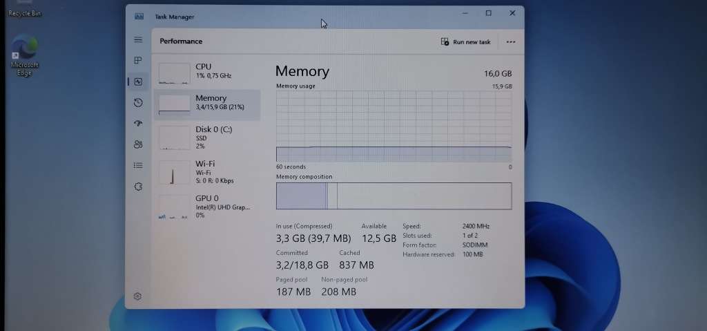 Lenovo i5 8 CPU_16GB DDR4 Ram_256GB SSD_Windows 11