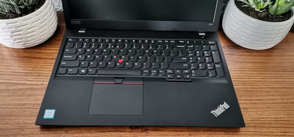 Lenovo i5 8 CPU_16GB DDR4 Ram_256GB SSD_Windows 11