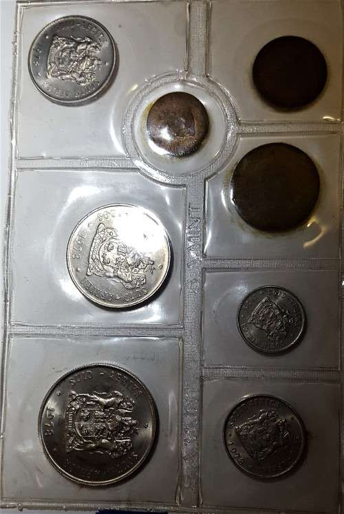 ### 1972 RSA MINT PACK - UNC COINS - LARGE SILVER R1,00 - HARD TO FIND ###