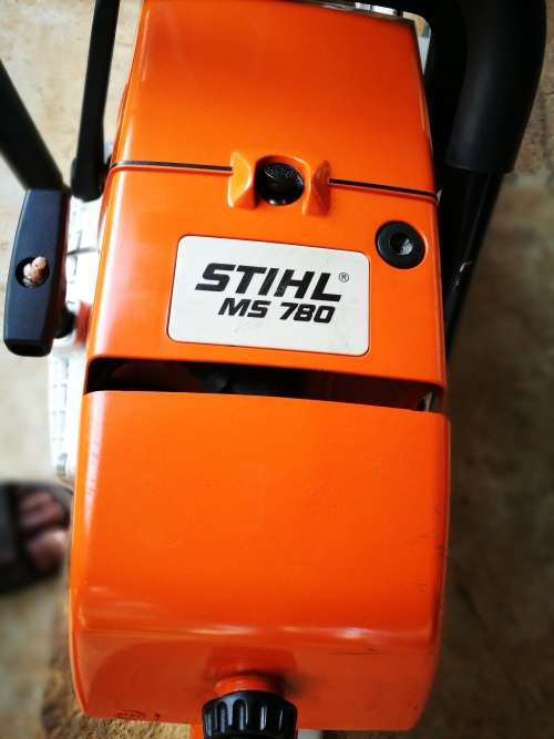 STIHL MS 780 CHAINSAW - SHOWROOM SOILED - 121cc RETAIL R20,000 - VERY POWERFUL