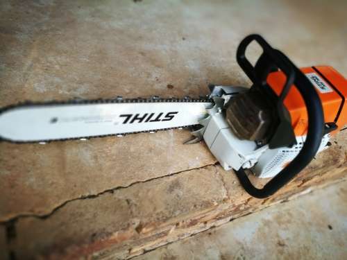 STIHL MS 780 CHAINSAW - SHOWROOM SOILED - 121cc RETAIL R20,000 - VERY POWERFUL