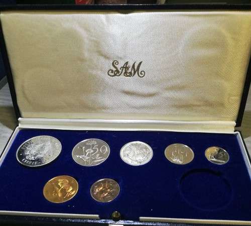 1966 RSA SHORT PROOF SET  -  SILVER R1,00 & COINS - RARE AFRICANA SET IN ORIGINAL SA MINT BOX