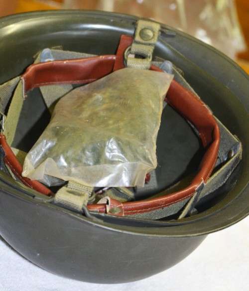 SADF - Border War Issue - Staaldak & Doibey & unused staaldak webbing - Excellent/Top condition