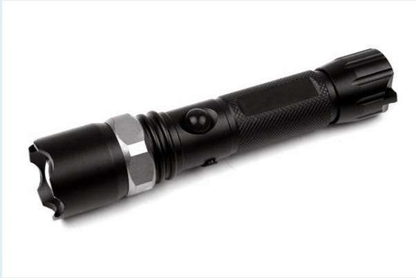 800Lumen, Multi Function Black Zoom LED Flashlight