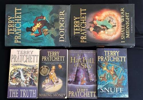 Terry Pratchett Book Bundle