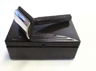 Gillette razor in Bakelite case