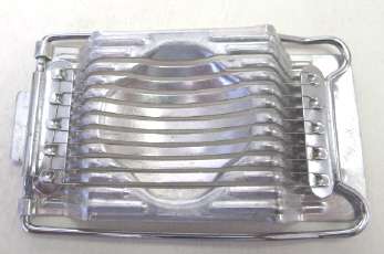 Nutbrown egg slicer