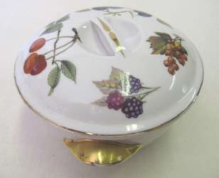 Royal Worcester Evesham Gold small lidded casserole
