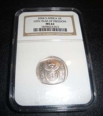 R1000, 2010/2011 Herns Value. 2004 S.AFRICA 2R, 10th YEAR OF FREEDOM, A MANDELA COLLECTOR COIN.