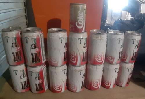 Coca Cola tin can collection of 15 cans