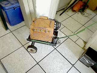 Kwikweld 160Amp Oil Welder + Cables on Trolley (COLLECTION ONLY!!!!!!)