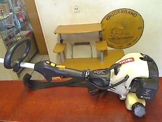 Ryobi 30cc 2 Stroke Weedeater/Line Trimmer (RPT3000)(COLLECTION ONLY !!!!!!)