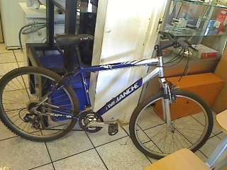 Avalanche 26 Inch Mountain Bike with Shimano Gears Etc (COLLECTION ONLY !!!!!)