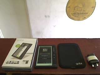 Gobii 7 Inch Colour LCD E Reader + Charger + Neoprene Cover
