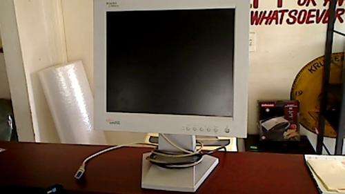 Fujitsu Siemens 17 inch LCD Monitor (Shipping R70)