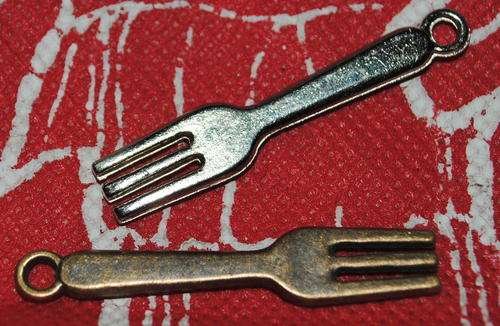 BRONZE FORK CHARMS