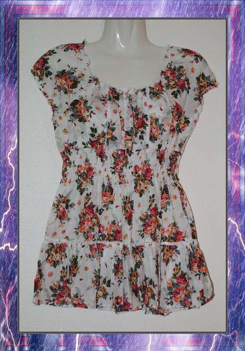 FEMININE FLORAL BABY DOLL TOP - SIZE 38