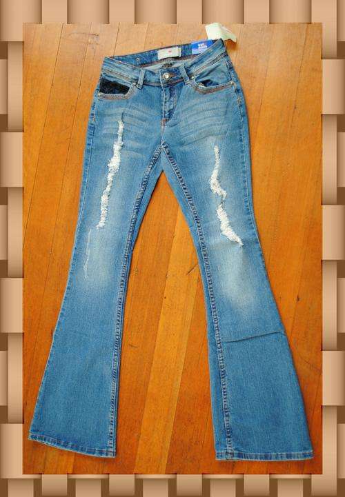 TORN LOOK BLUE JEANS - SIZE 8