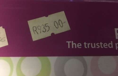 ** PROFFESSIONAL NAIL LED LAMP** R935 RETAIL