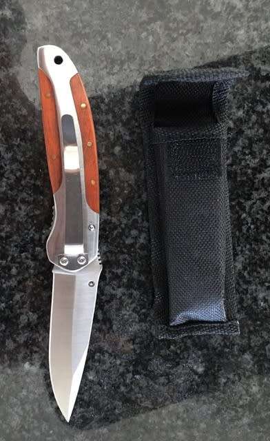 **HEAVY DUTY STAINLESS STEEL POCKET KNIFE WITH POUCH**