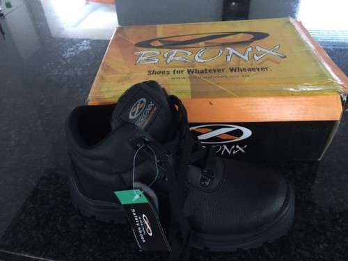 **GENUINE BRONX LEATHER STEELCAP BOOT** SIZE 3.