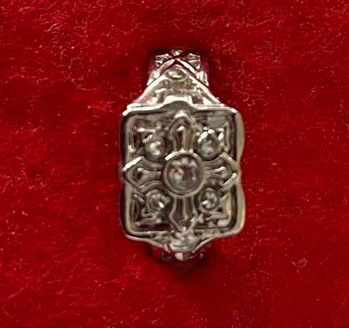 * AMAZING 925 RING WITH OPEN LOCKET FEATURE (6 GRAMS)