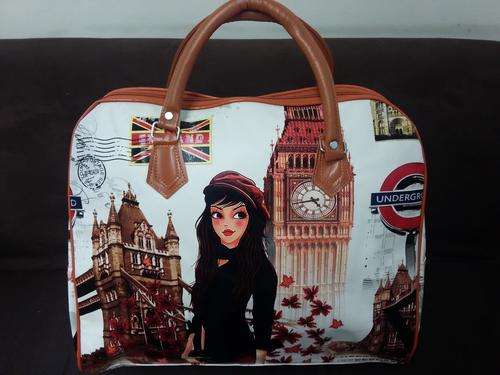 Overnight carrier bag