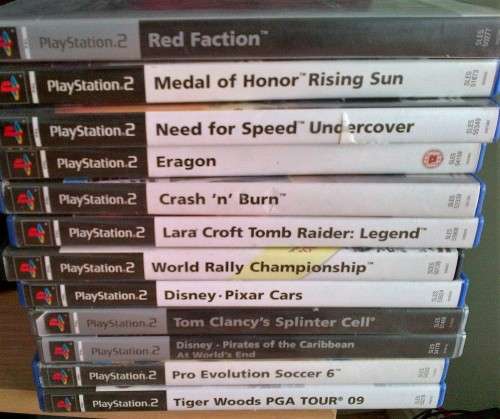 PlayStation 2 plus EXTRAS EXTRAS