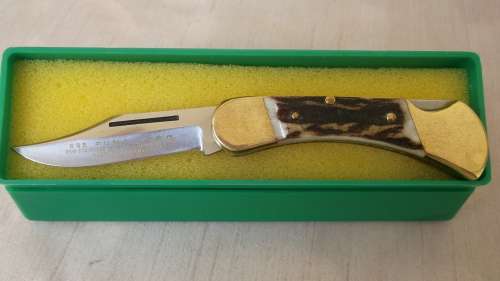 Only for koosec's offer. 895 Puma Lord pocket knife. Never used or sharpened, in box.