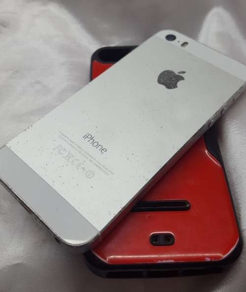 Iphone 5s - Read Description