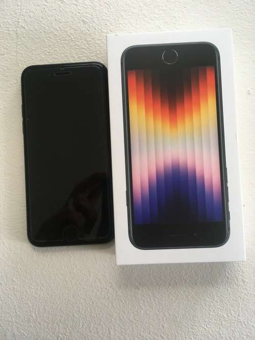 iPhone SE (2022) 128 G Midnight