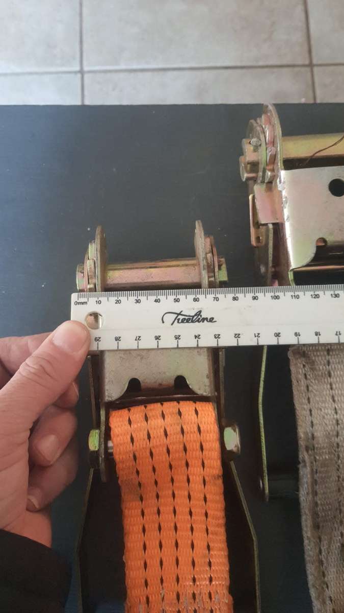 2 x heavy duty ratchet strapdowns price for both