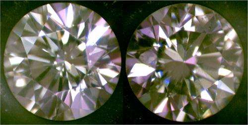 0.50 tct (PERFECT MATCHING PAIR 2 X 0.250ct; J; SI1/VS2) BOTH DIAMONDS 4mm DIA. BRILLIANT ROUND