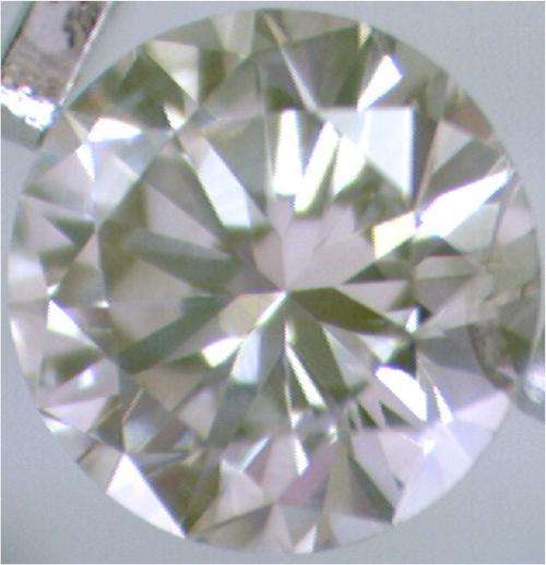 BEAUTIFULL 0.17ct; M; VS1 ROUND BRILLIANT DIAMOND