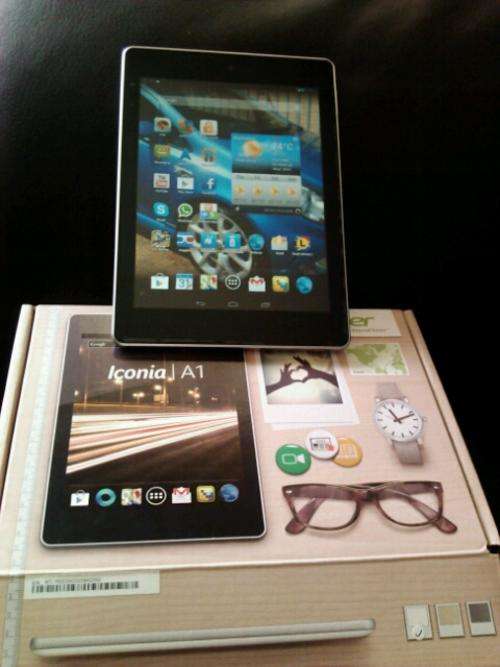 Acer iconia Quad Core, Dual Camera Android 8 inch soft touch screen