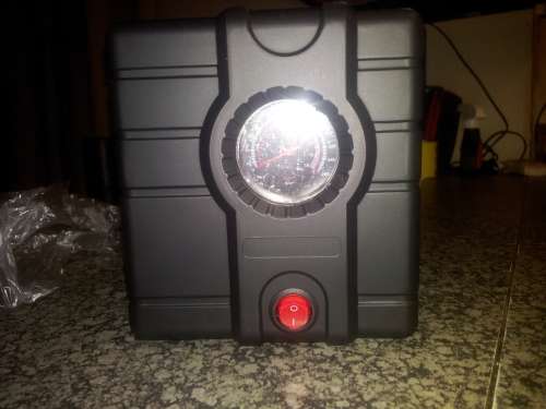 Air compressors (BRAND NEW SEALED IN BOX)