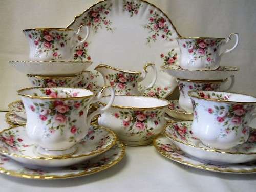 Royal Albert  ''Cottage Garden''  21 pc  Tea Set.