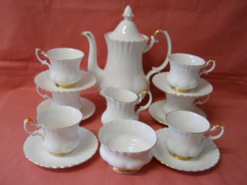 Royal Albert   - Val D'or-   15pc  Coffee  Set