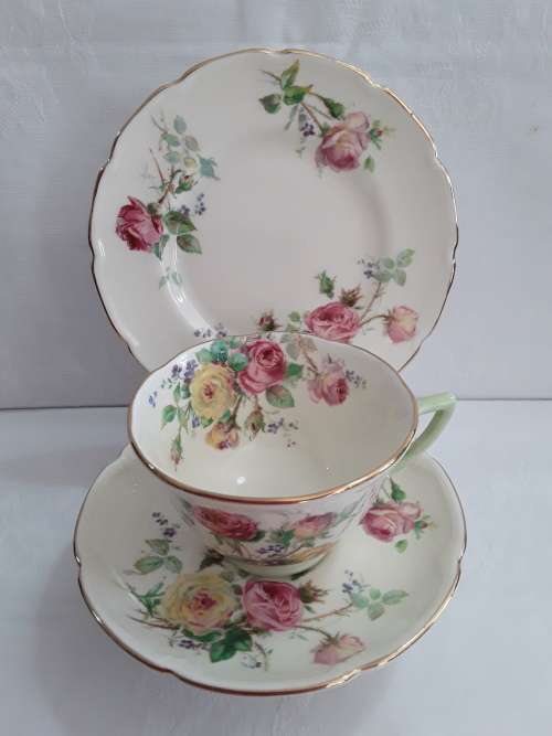 Royal Doulton  ''Moss Rose''  Trio