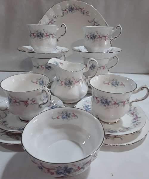 Paragon    ``ROMANCE``   21pc  TEA SET