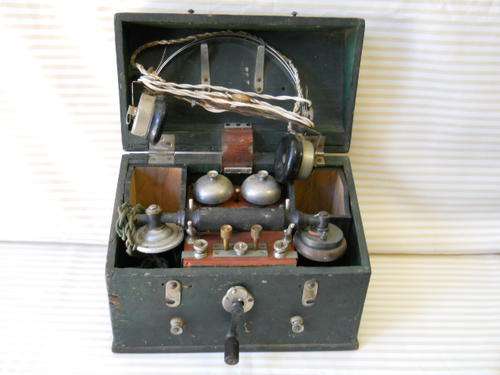 Vintage Lines Man Telephone Testing Set