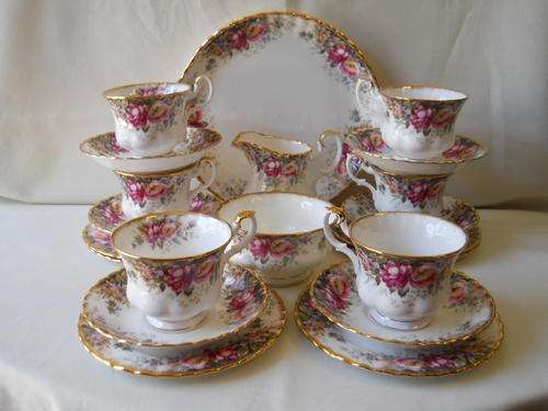 Royal albert autumn roses store