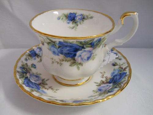 Royal  Albert    ''Moonlight  Rose''  Cup & Saucer
