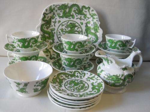 Coalport  21pc  ''Dragon design''  Tea Set
