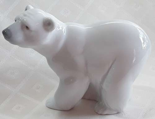 Lladro  Bear