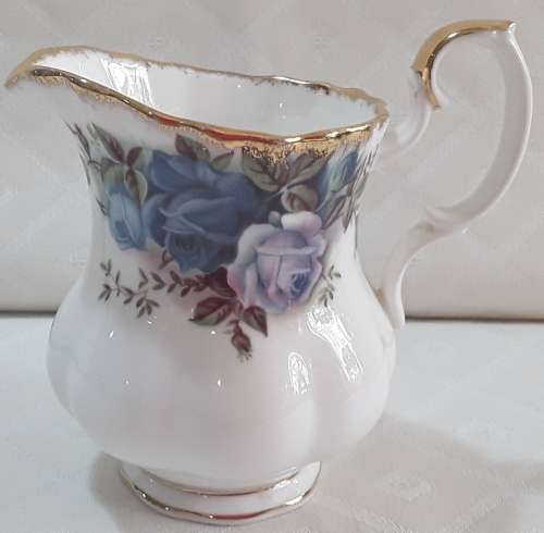 Royal Albert  ''Moonlight Rose''    Small  Milk Jug